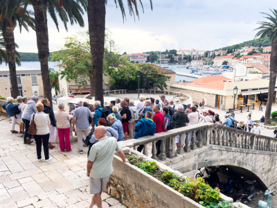 Europske destinacije prelaze s rasta na upravljanje turizmom: granice postaju nužnost