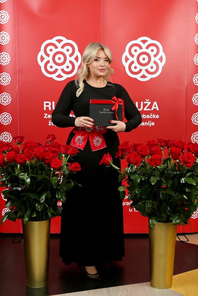 Direktorica ivana alilovic large