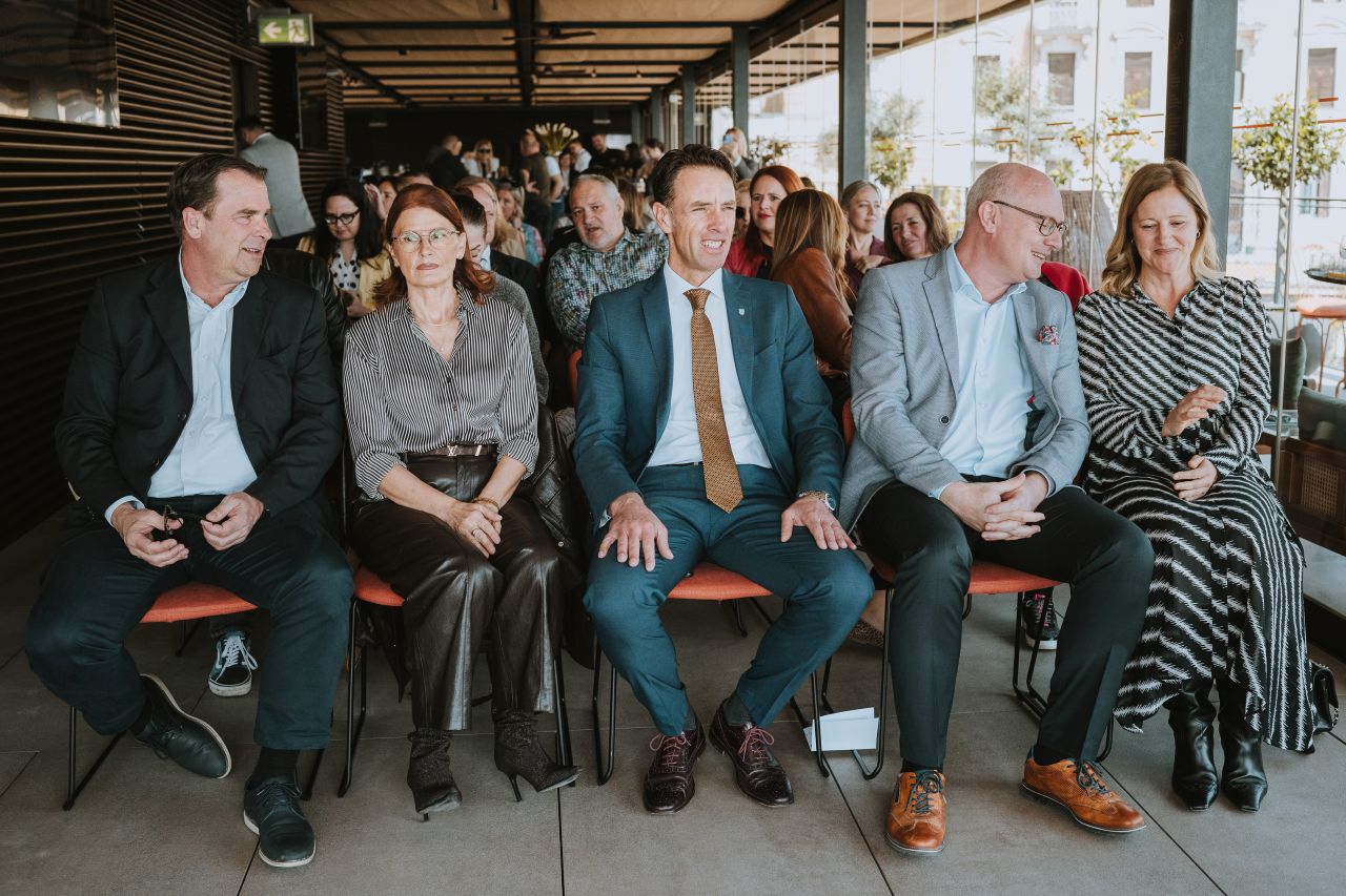 Skarpa petricic kirigin hauptfeld schweitzer