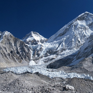 Cijena komercijalizacije Mount Everesta