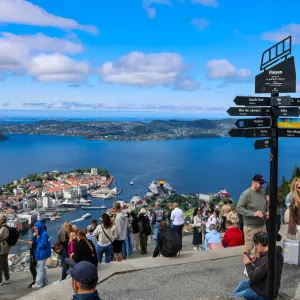 Od buzzworda do realnosti: Mijenja li "coolcation" stvarno turističku kartu Europe?