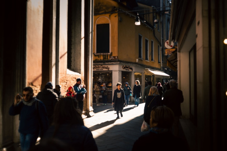 Prije osam godina Ko Koens upozorio je na problem turističkog rasta. Danas znamo da je bio u pravu
